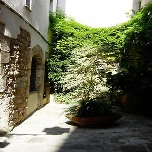 portal-del-angel-barcelonastuff-apartments.topbarcelonahotels.com/