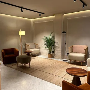 3* 酒店 卡利多尼安酒店